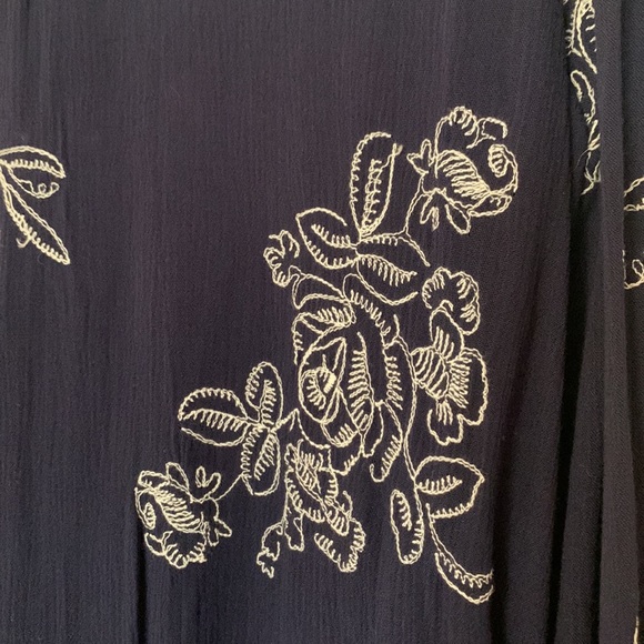 Navy/White Long Sleeve Flowy Embroidered Floral Dress - Picture 2 of 5